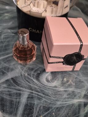 Viktor & Rolf Flowerbomb Mini  with Pink Box